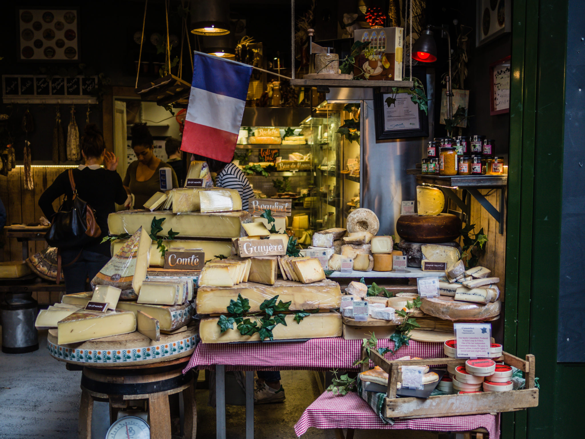 Different types of French Cheese