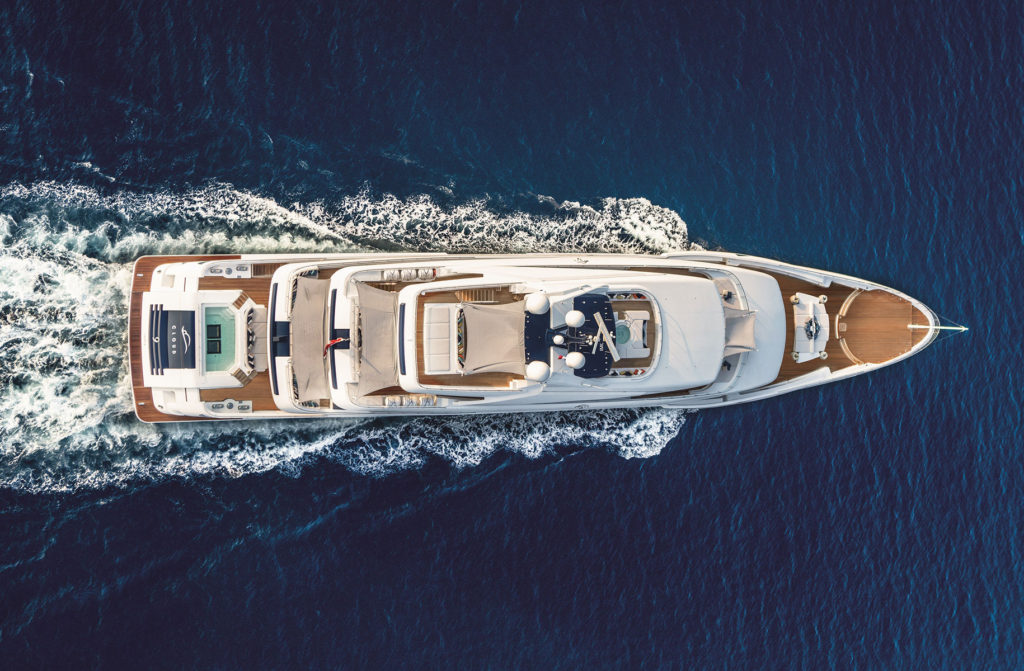yacht