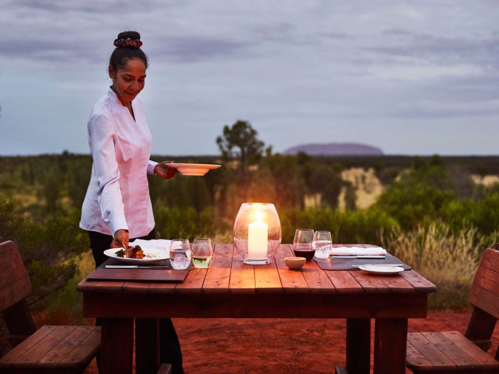 Tali-Wiru-dining-under-the-stars