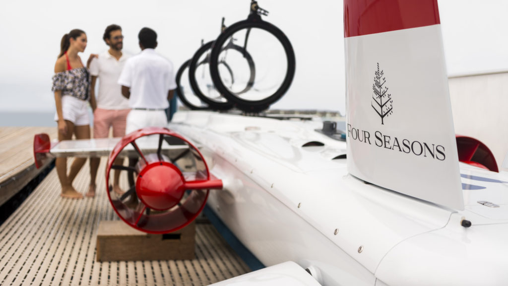 Four seasons Maldives Submarine Lead