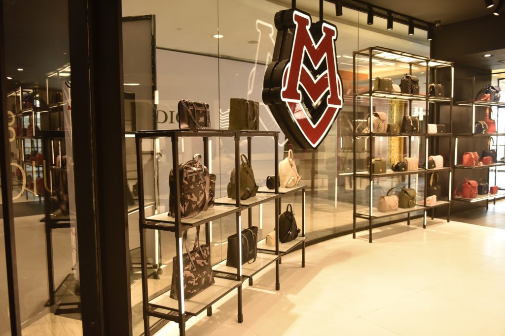 Love Moschino Store shot