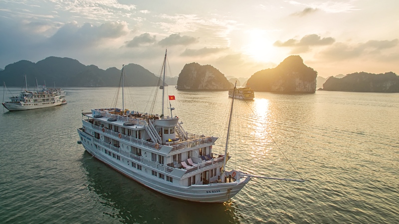 Halong Bay - image001