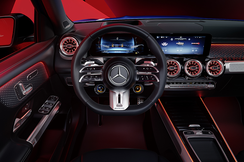 Mehr Ausstattung und Technik für GLA und GLB von Mercedes-AMGMore features and improved technology for Mercedes-AMG GLA and GLB